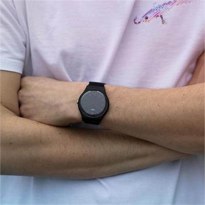 swatch-suob184-blacknyellow-erkek-kol-saati-5.jpeg