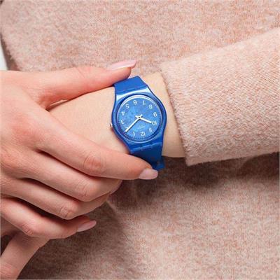 swatch-gl124-blurry-blue-kadin-kol-saati-4.jpeg