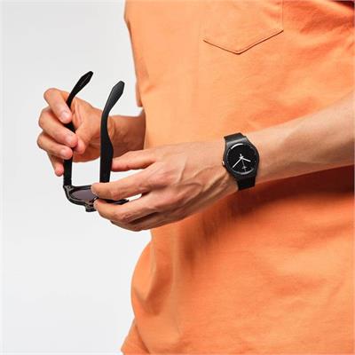 swatch-so32b106-think-time-black-erkek-kol-saati-6.jpeg