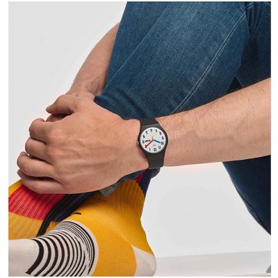 swatch-so29b705-erkek-kol-saati-3.jpg