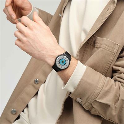 swatch-so32b119-erkek-kol-saati-3.jpg