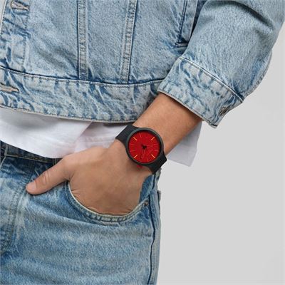 swatch-sb05b111-erkek-kol-saati-2.jpg