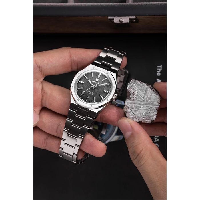Nivada Grenchen F77 Titanium Meteorite 68008A77 Limitli Üretim
