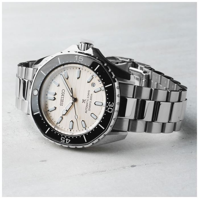 Seiko Prospex Divers 300M Coastal Scene SPB481J Otomatik Erkek Kol