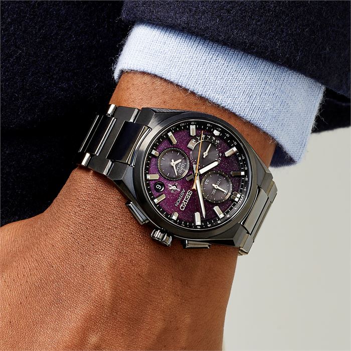 Seiko Astron GPS Solar 5X DualTime Chronograph Yozakura SSH171J