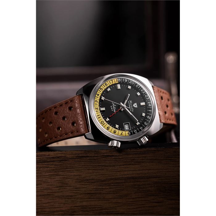 Nivada Grenchen Antarctic GMT Black 32043A23 Otomatik Erkek Kol