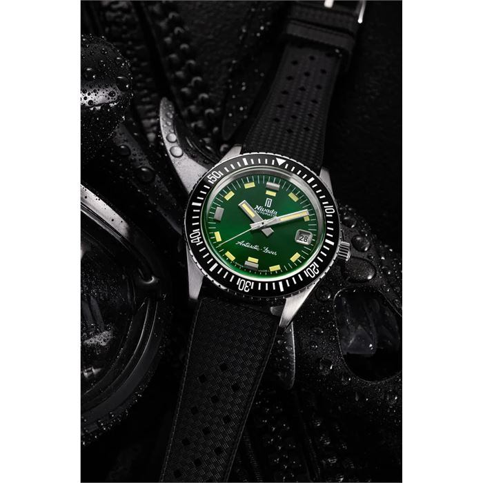 Nivada Grenchen Antarctic Diver Green Date 32053A01 Limitli Üretim