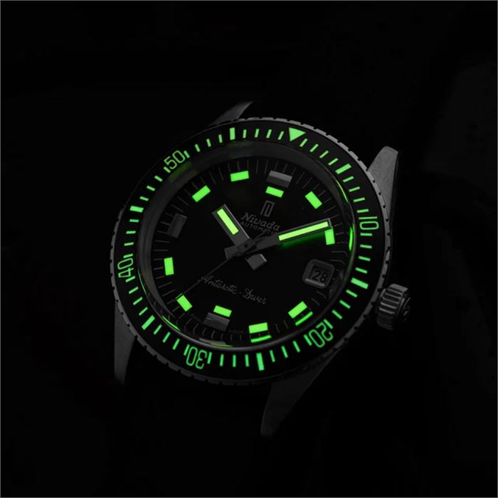 Nivada Grenchen Antarctic Diver Green Date 32053A04 Limitli Üretim