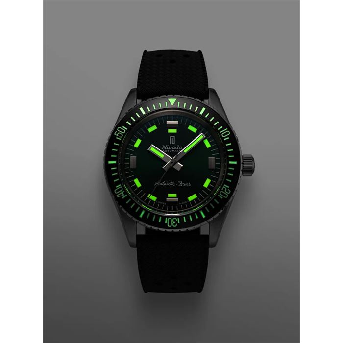 Nivada Grenchen Antarctic Diver Green No Date 32059A17 Limitli