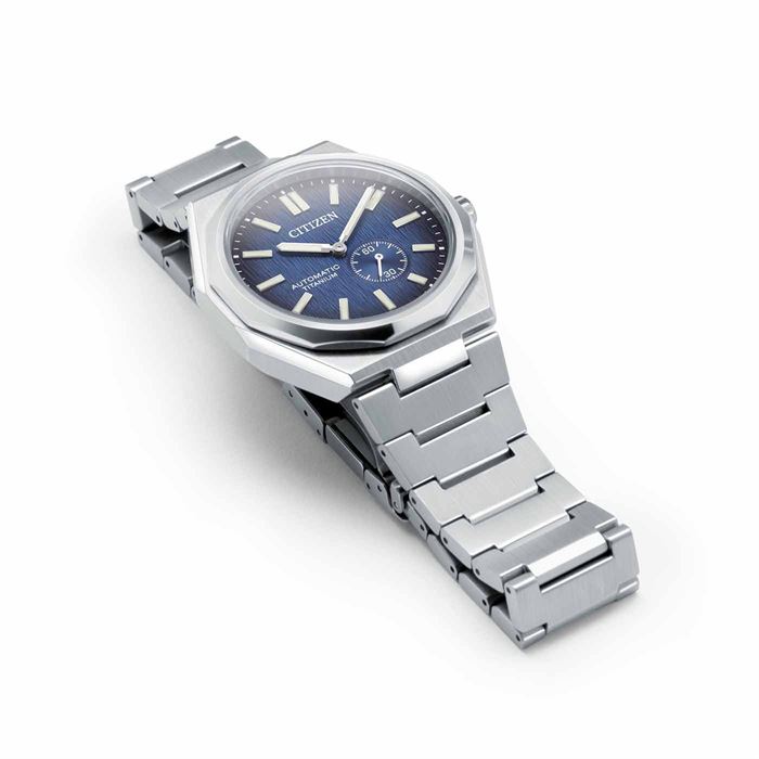 Citizen Zenshin 60 Super Titanium Small Seconds Navy Blue