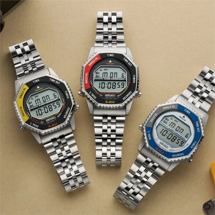 Rare 70's SEIKO 世界時計 QZ516G Space Age 飛行 SEIKO x SPACE INVADERS 45 YEARS OF EXPLORING SPACE – japan-select