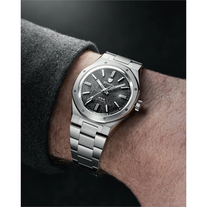 Nivada Grenchen F77 Stainless Steel Meteorite 41mm 68041A77C