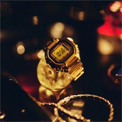 casio-crw-001g-9dr-yuzuk-saati-6.jpg