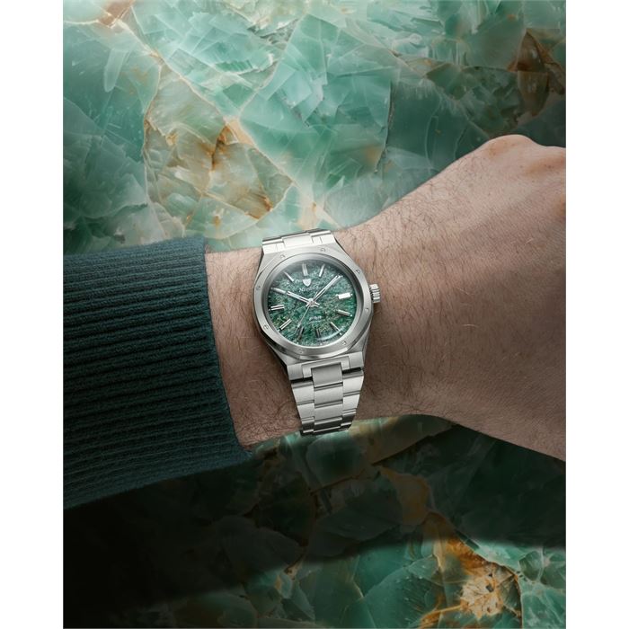 Nivada Grenchen F77 Green Aventurine Mark 1 68037A77 Otomatik