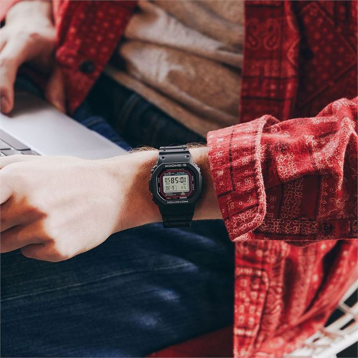 Casio G-Shock Iconic DW-5000R-1ADR Erkek Kol Saati - Abt Saat
